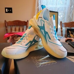 Mazino Men's Sneakers - White and Blue